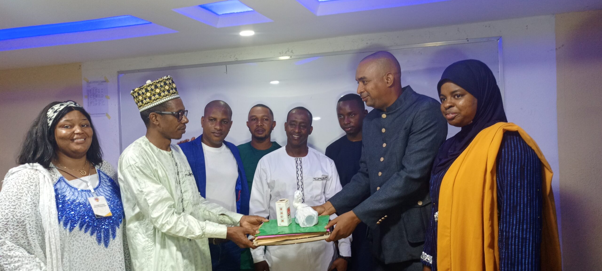 Guinée : Mamadou Aliou Barry succède à Boubacar Diallo et promet cohésion et développement de Sarékaly