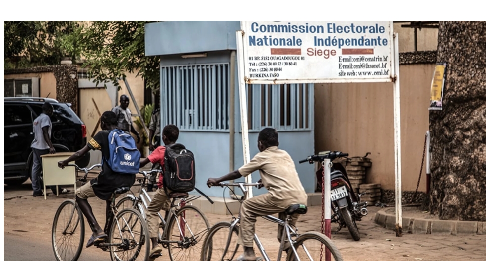 Burkina Faso : la junte dissout la Commission électorale nationale indépendante